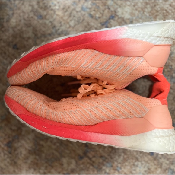 Adidas Boost - Picture 4 of 4